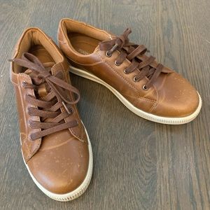 Tucker + Tate Boys Shoe - 3.5